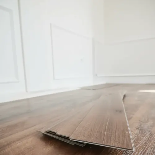 lantai pvc flooring dari bahan plastik pvc untuk kebutuhan interior dan industri