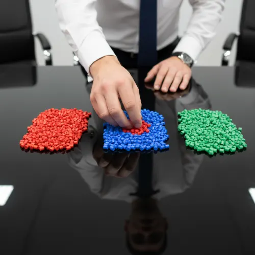 berbagai jenis biji plastik pp pe pet abs hips dari distributor bahan baku plastik